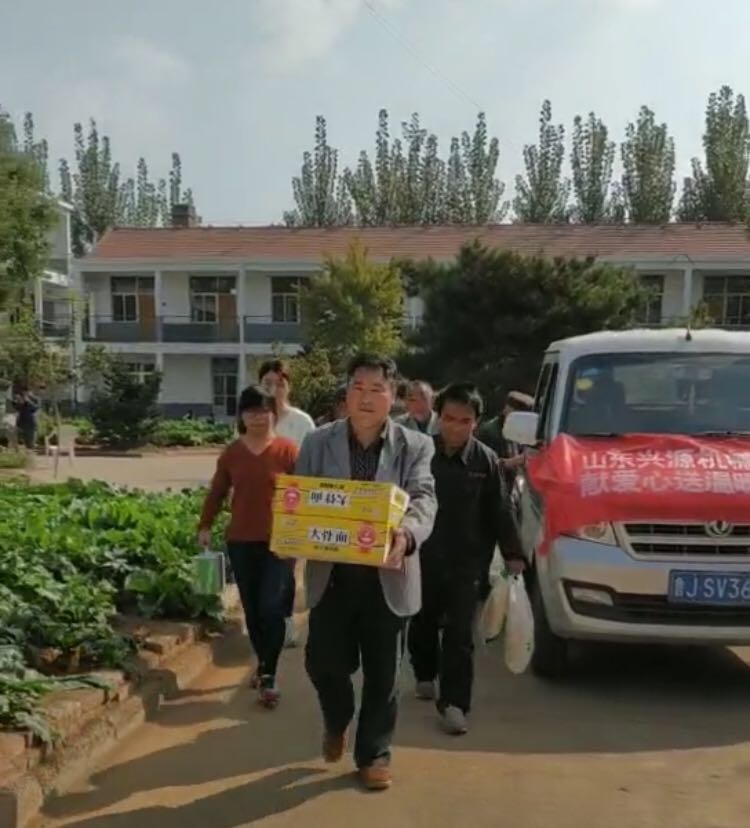 山東興源機(jī)械有限公司|起重機(jī)|行車|山東興源機(jī)械|單梁起重機(jī)|電動葫蘆|起重配件|www.x3214.cn|xyqzj|xyqzj.com|興源起重機(jī)|興源|起重機(jī)行車|起重設(shè)備|起重機(jī)械