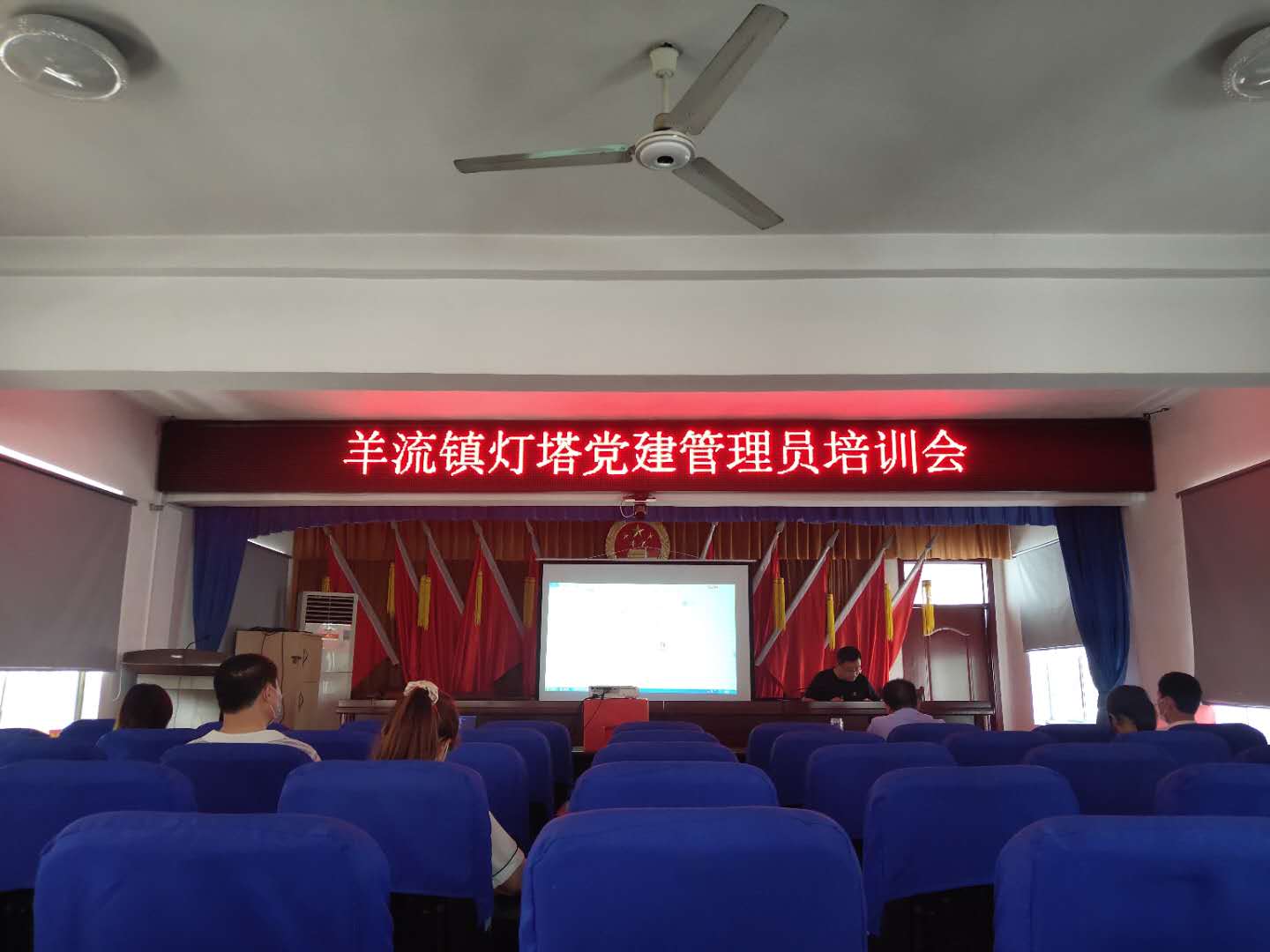 山東興源機械有限公司官網(wǎng)|起重機|行車|山東興源機械|單梁起重機|電動葫蘆|起重配件|www.x3214.cn|xyqzj|xyqzj.com|興源起重機|興源|起重機行車|起重設(shè)備|起重機械